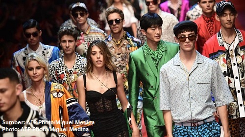 paris front row